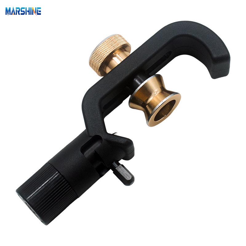 Keresztirányú és hosszanti optikai kábel csupaszító